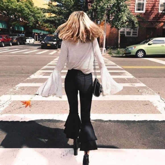 urban outfitters BDG black ruffle flare bell bottom jeans size 24 - Picture 3 of 9